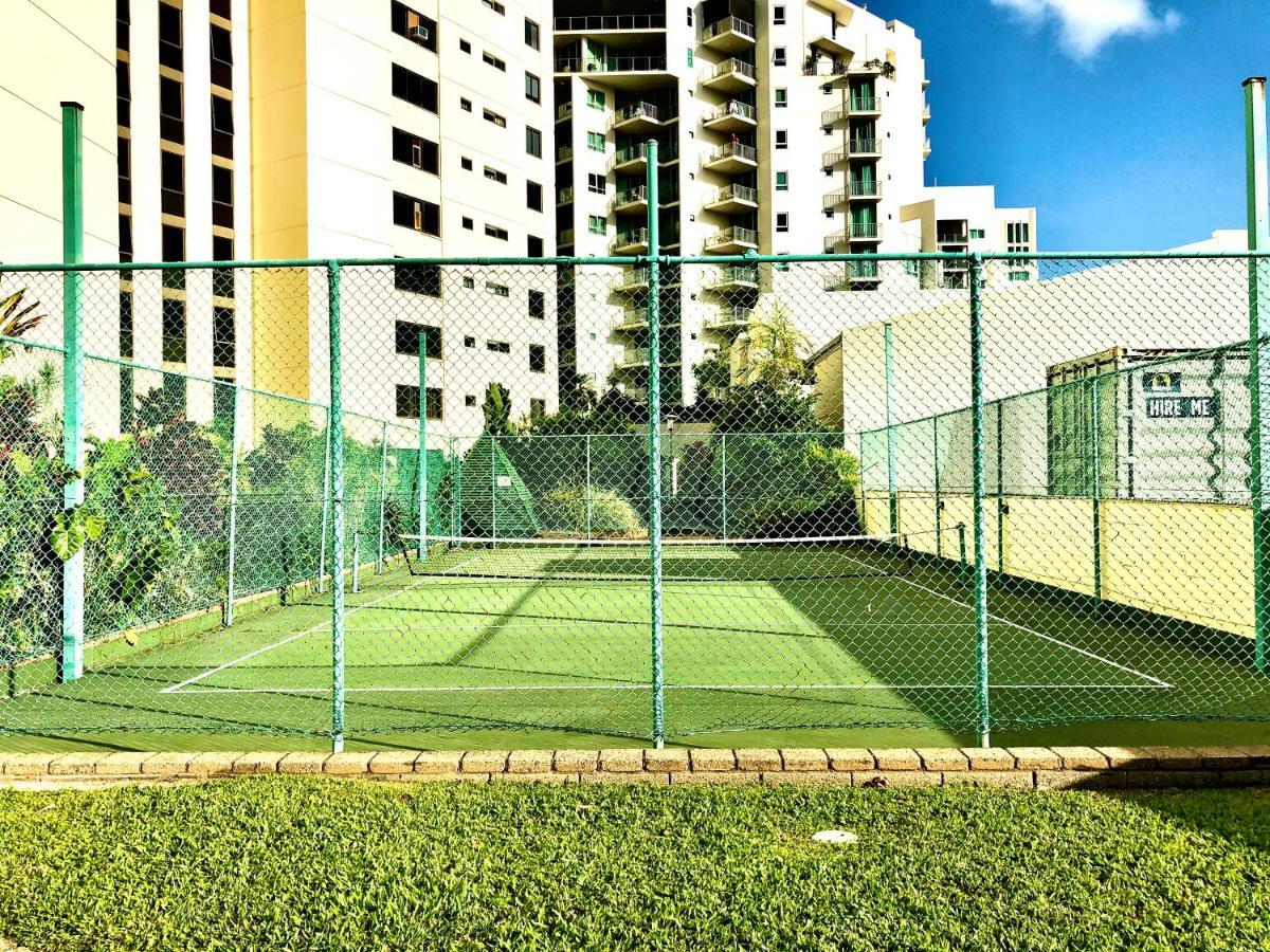 Cairns Apartment Esplanade Ocean Views Exterior photo